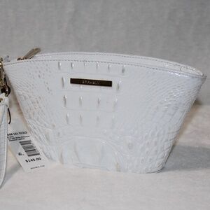 NWT Brahmin Ariana Wristlet Sea Salt White Melbourne